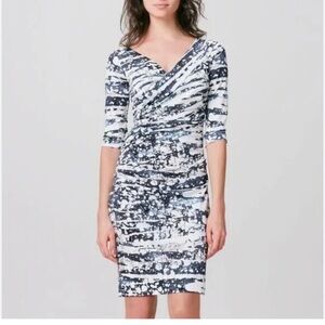 Diane Von Furstenberg Marble print Bentley Dress 100% silk